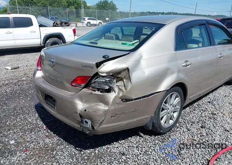 2005 Toyota Avalon Limited из США, поврежденный, VIN 4T1BK36BX5U017736